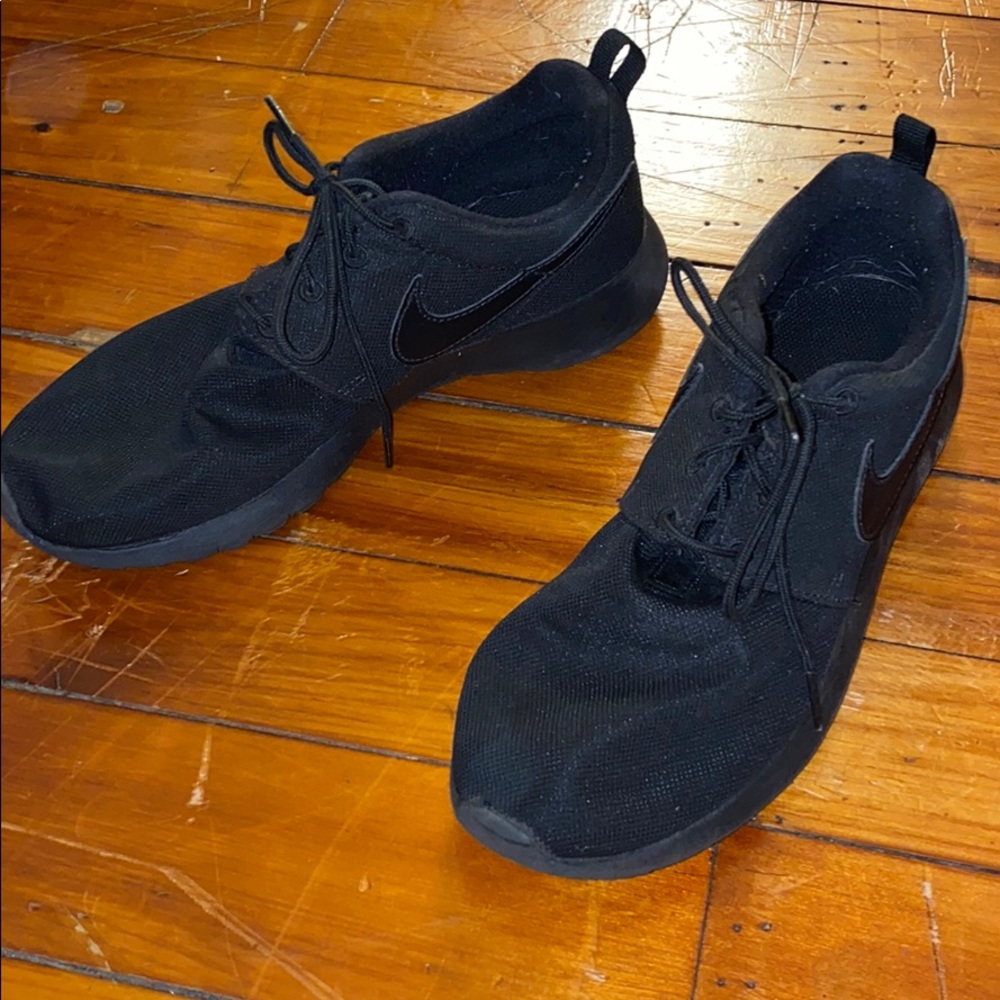 Nike Roches!!